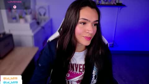 Snapshot of soyabby_ chatting on 23, 10, 2025 Luisa online show from 23, 10, 2025