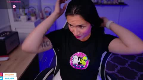 Snapshot of soyabby_ chatting on 22, 11, 2025 Luisa online show from 22, 11, 2025