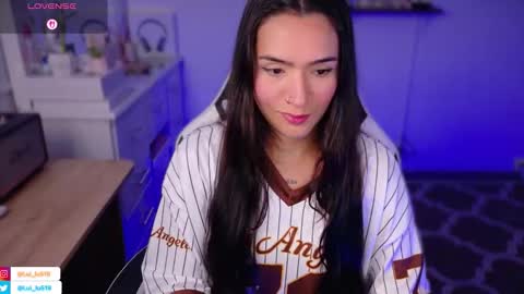 Snapshot of soyabby_ chatting on 1, 12, 2025 Luisa online show from 1, 12, 2025