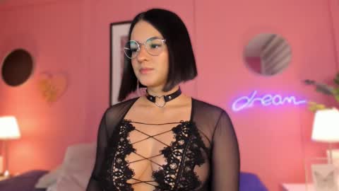 Snapshot of soysaraa_ chatting on 18, 2, 2025 Aleja online show from 18, 2, 2025