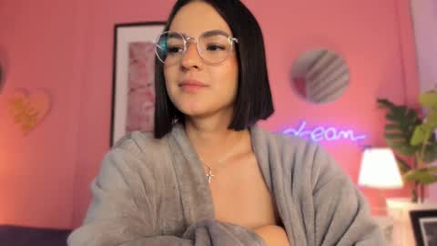Snapshot of soysaraa_ chatting on 21, 2, 2025 Aleja online show from 21, 2, 2025