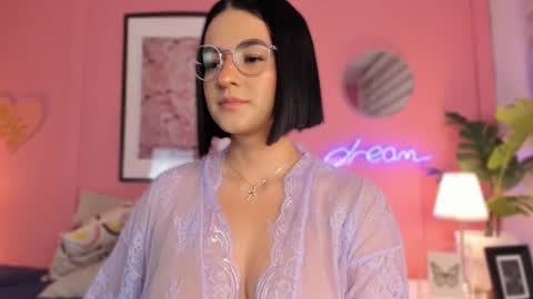 Snapshot of soysaraa_ chatting on 22, 2, 2025 Aleja online show from 22, 2, 2025