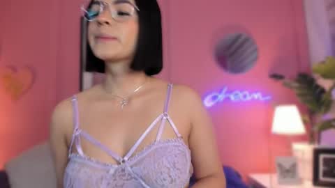 Snapshot of soysaraa_ chatting on 27, 2, 2025 Aleja online show from 27, 2, 2025