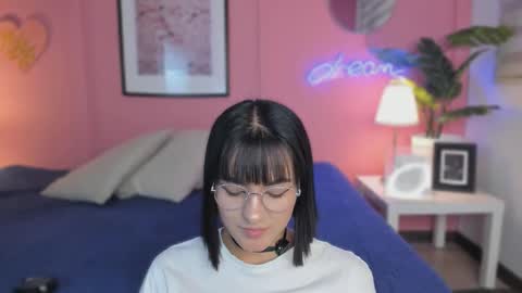 Snapshot of soysaraa_ chatting on 12, 9, 2025 Aleja online show from 12, 9, 2025