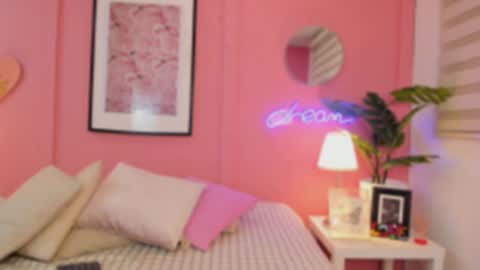 Snapshot of soysaraa_ chatting on 1, 10, 2025 Aleja online show from 1, 10, 2025