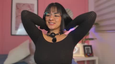 Snapshot of soysaraa_ chatting on 16, 12, 2025 Aleja online show from 16, 12, 2025