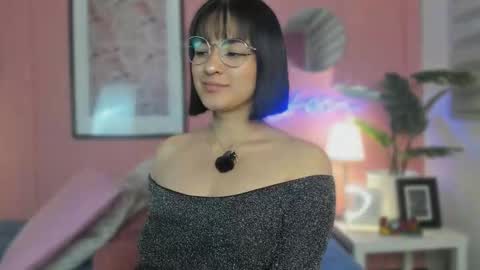 Snapshot of soysaraa_ chatting on 17, 12, 2025 Aleja online show from 17, 12, 2025