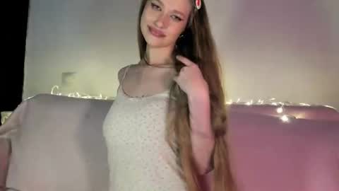 Viki and Chloe online show from 2, 7, 2026