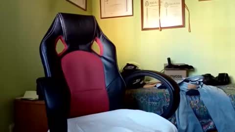 Manu  online show from 15, 1, 2025