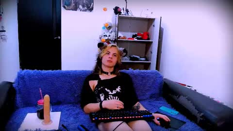 Snapshot of sparkyferret chatting on 3, 10, 2025 sparkyferret online show from 3, 10, 2025