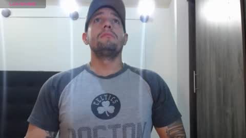 Snapshot of spartacus_cam chatting on 23, 12, 2024     online show from 23, 12, 2024