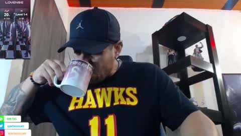 Snapshot of spartacus_cam chatting on 12, 1, 2025     online show from 12, 1, 2025