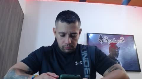 Snapshot of spartacus_cam chatting on 4, 11, 2025     online show from 4, 11, 2025