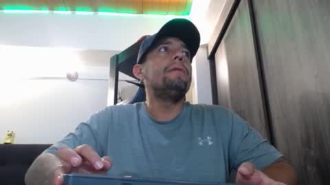     online show from 25, 2, 2026