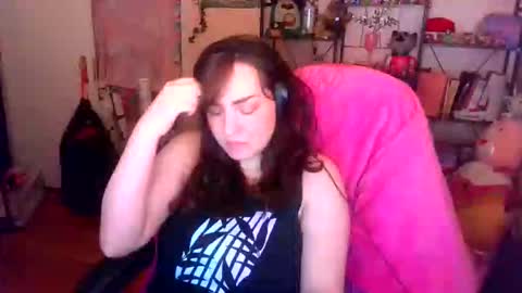 Snapshot of spawnofademon chatting on 18, 12, 2025 spawnofademon online show from 18, 12, 2025