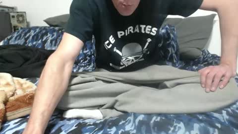 Snapshot of spazzy2 chatting on 2, 11, 2025 spazzy2 online show from 2, 11, 2025