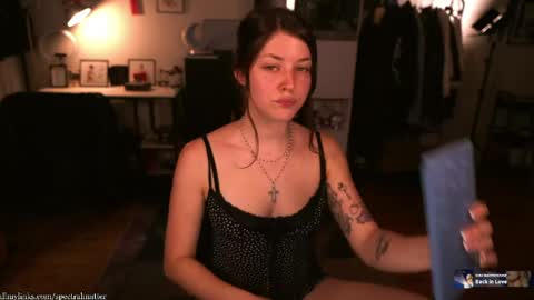 m online show from 17, 4, 2026