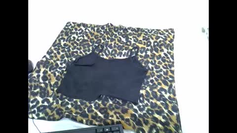 Snapshot of spicy_kittie chatting on 1, 11, 2025 Kittle online show from 1, 11, 2025