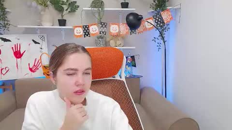 spicy_lexi online show from 17, 10, 2025