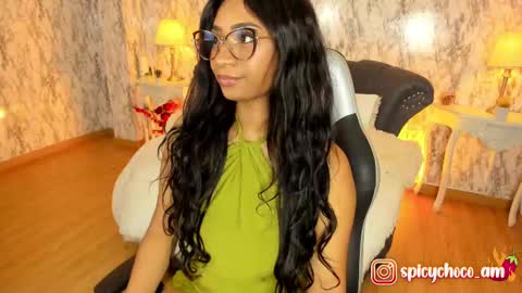 Snapshot of spicyamelia chatting on 10, 3, 2025 Amelia GTM-5 817 IG Spicychoco am online show from 10, 3, 2025