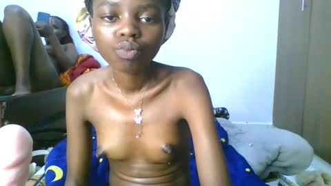 Snapshot of spicybobolishia_ chatting on 25, 5, 2026 Bobo online show from 25, 5, 2026