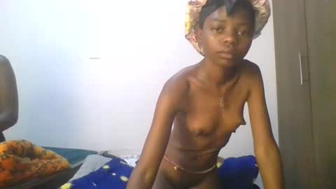 Snapshot of spicybobolishia_ chatting on 27, 5, 2026 Bobo online show from 27, 5, 2026
