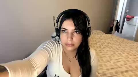 spicymami0333 online show from 13, 10, 2025