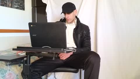 Snapshot of spider_0090 chatting on 6, 2, 2025 Marco. When Im offline you can view premium content in bio online show from 6, 2, 2025