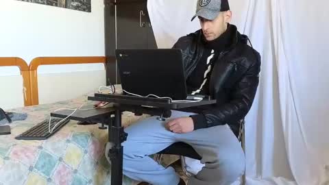 Snapshot of spider_0090 chatting on 13, 2, 2025 Marco. When Im offline you can view premium content in bio online show from 13, 2, 2025