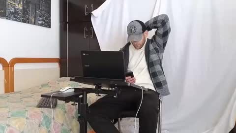 Snapshot of spider_0090 chatting on 19, 2, 2025 Marco. When Im offline you can view premium content in bio online show from 19, 2, 2025