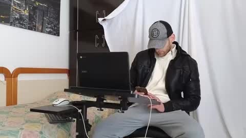 Snapshot of spider_0090 chatting on 20, 2, 2025 Marco. When Im offline you can view premium content in bio online show from 20, 2, 2025