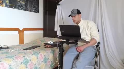 Snapshot of spider_0090 chatting on 27, 2, 2025 Marco. When Im offline you can view premium content in bio online show from 27, 2, 2025