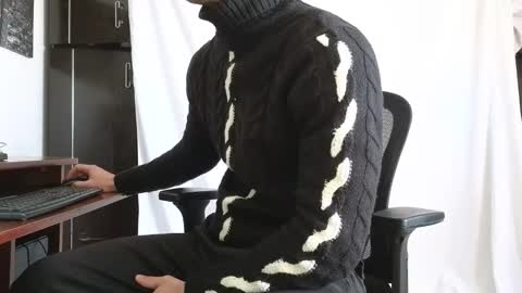 Snapshot of spider_0090 chatting on 27, 11, 2025 Marco. When Im offline you can view premium content in bio online show from 27, 11, 2025