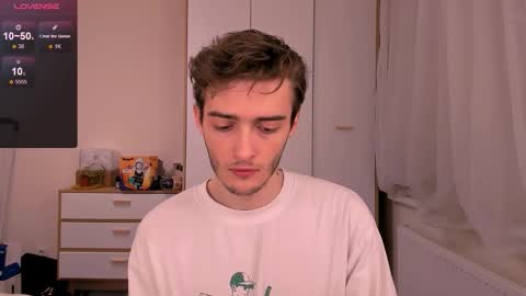 Snapshot of spider___man chatting on 26, 11, 2025 Spidey online show from 26, 11, 2025