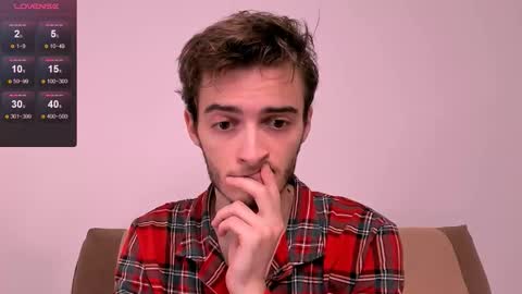 Snapshot of spider___man chatting on 5, 12, 2025 Spidey online show from 5, 12, 2025