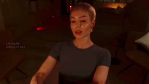 Snapshot of spiklencii chatting on 15, 11, 2025 Elizabeth online show from 15, 11, 2025