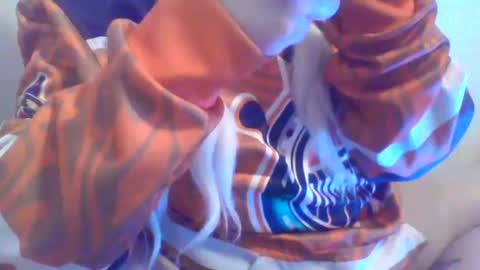 Vanessa Spade online show from 21, 2, 2025