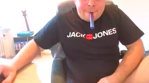 spirit_2706 online show from 22, 4, 2026