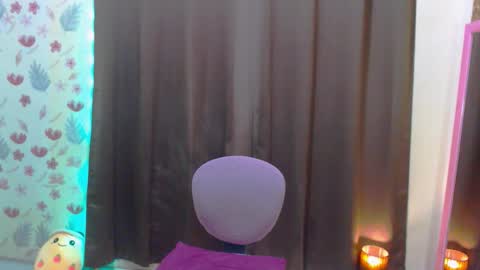 Snapshot of splendid_kim08 chatting on 13, 9, 2025 Kimmy online show from 13, 9, 2025