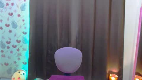 Snapshot of splendid_kim08 chatting on 7, 10, 2025 Kimmy online show from 7, 10, 2025