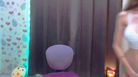 Snapshot of splendid_kim08 chatting on 9, 10, 2025 Kimmy online show from 9, 10, 2025