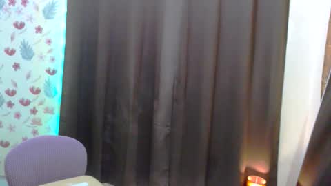 Snapshot of splendid_kim08 chatting on 3, 11, 2025 Kimmy online show from 3, 11, 2025