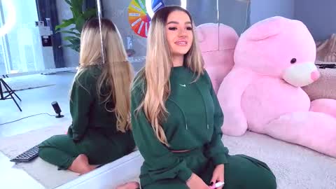 Anna online show from 28, 3, 2026