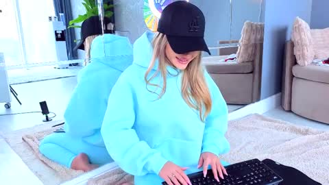 Anna online show from 9, 4, 2026