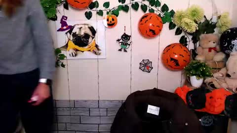 Snapshot of sport_tall_karina chatting on 30, 10, 2025 Karina online show from 30, 10, 2025