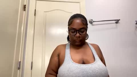 spreadthatassssssssss online show from 29, 4, 2026