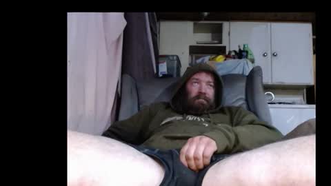 Snapshot of squegly chatting on 28, 11, 2025 Bryan online show from 28, 11, 2025