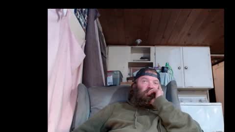 Snapshot of squegly chatting on 29, 11, 2025 Bryan online show from 29, 11, 2025