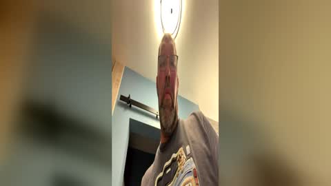 squirreldiamond online show from 27, 6, 2026