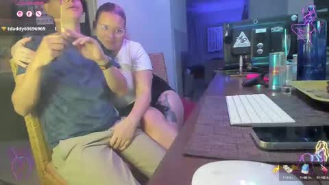 Snapshot of squirt_vip_room chatting on 28, 9, 2025 Roxy Day Mossimo Knight online show from 28, 9, 2025